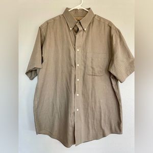 Gold Label Roundtree & Yorke Short-Sleeve  Button Down Shirt Grey L